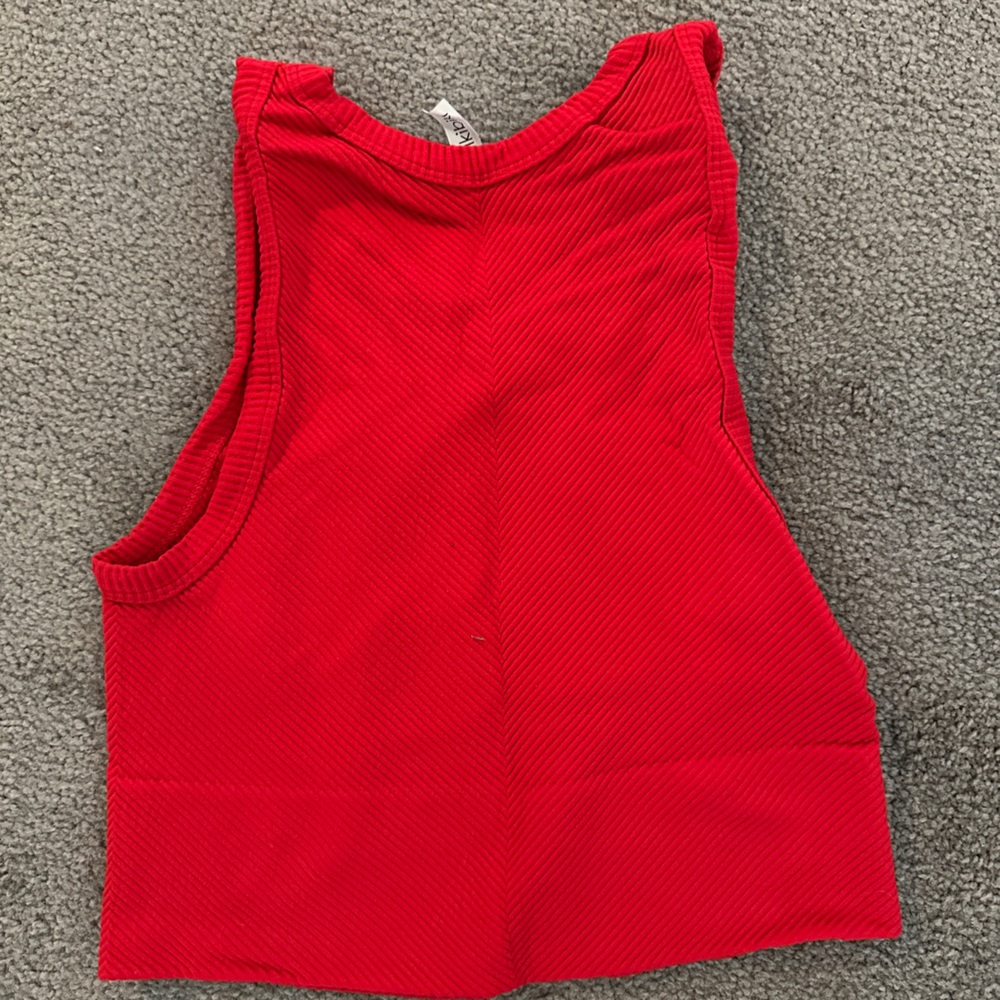 Red High-neck Cropped Tank